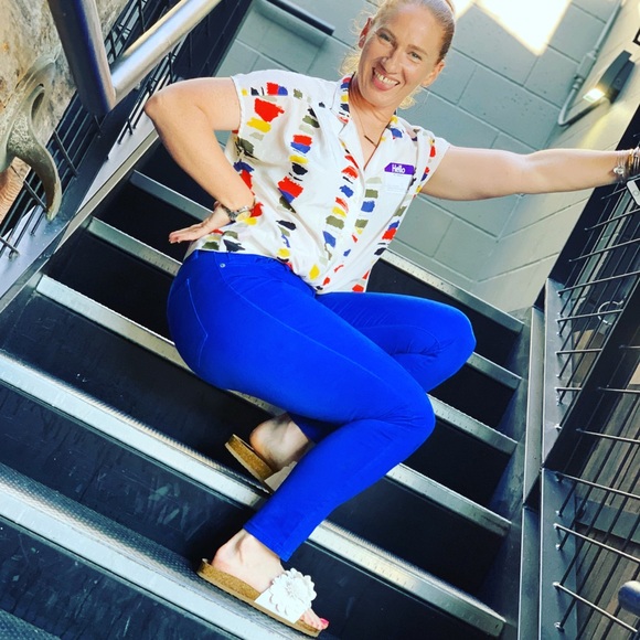 Hey PoshMarkers 👋 - Picture 5 of 8